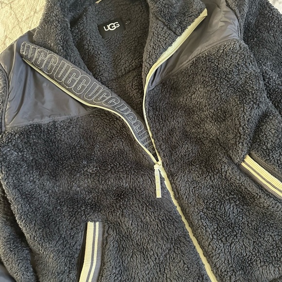 UGG GLADYS SPORTY SHERPA JACKET BLACK W/ PINK TRIM FULL ZIP POCKETS WOMEN Large - Picture 3 of 11